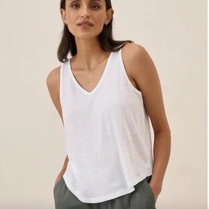 Pact Women's White Featherweight V Neck tank White 100% Organic Cotton
